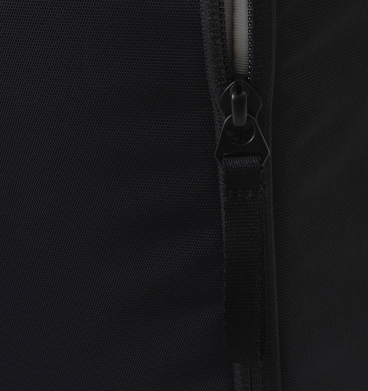 Urth Arkose Small Camera Insert 3.7L - Black